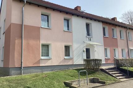 Einziehen und Wohlfühlen - Modernisierte 2-Zimmer-Wohnung im EG - - Waltrop