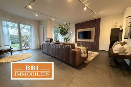 Modernes Stadthaus mit Stil, Komfort und Gartenblick ins Grüne - Quickborn