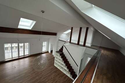 Wohnung zum Mieten in Düsseldorf 3.590,00 € 183 m²