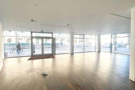 Sport Space am Gendarmenmarkt - 7.500,00&nbsp;EUR Kaltmiete, in Berlin (PLZ: 10117) Mitte