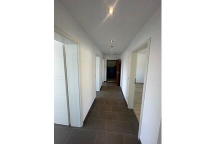Sehr schöne Top sanierte 3-Zimmer-Wohnung - Braunschweig Lehndorf-Watenbüttel