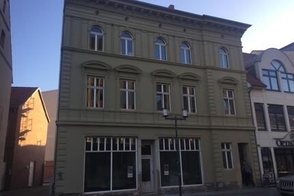 SDL 4 Zimmer, 99m2 frisch saniert Balkon - Stendal