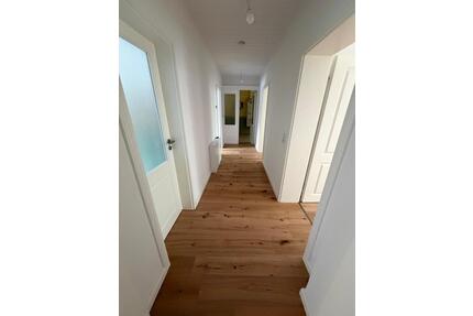 Schöne 3-Zimmerwohnung (EG) nahe Wilhelm-Wunderlich-Park - Meerane