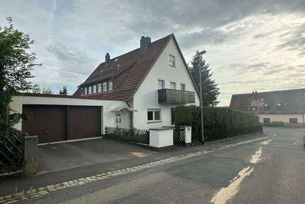 Haus zum Kaufen in Lauf an der Pegnitz 595.000,00 € 201 m²