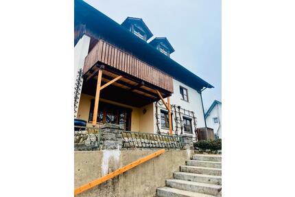 Helle 3Zimmerwohnung mit großem Balkon und Blick aufs Wasser - Vilshofen an der Donau