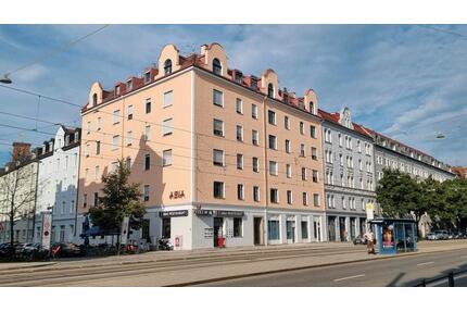 *München Haidhausen - schöne 2 Zi. Altbauwohnung in toller Lage*