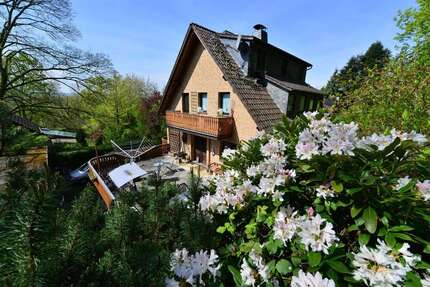 Haus zum Kaufen in Siegburg-Seligenthal 498.000,00 € 200 m²