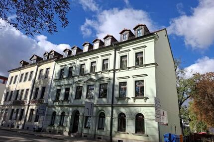 Gemütliche 2-Raum-DG-Wohnung in zentraler Lage ! - Zwickau