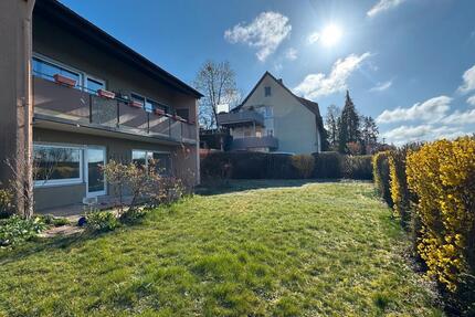 Ruhige 2-Z.W. mit großer Terrasse & 223 m² Garten in Ansbach-Eyb