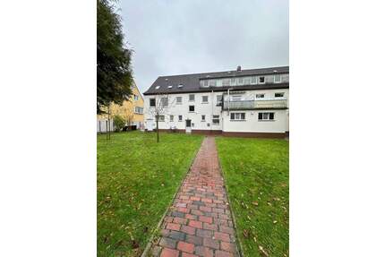 Gemütliche 2 ZKB-Wohnung mit Einbauküche in Fedderwardergroden! Frei ab April! - Wilhelmshaven