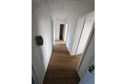 **sanierte 3-Zimmer-Wohnung mit Balkon** - Clausthal-Zellerfeld