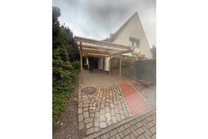 Doppelhaus, Eigentumswohnung, Zweifamilienhaus - Uetersen