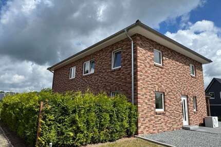 Wohnung zum Mieten in Süderstapel 940,00 € 96 m²