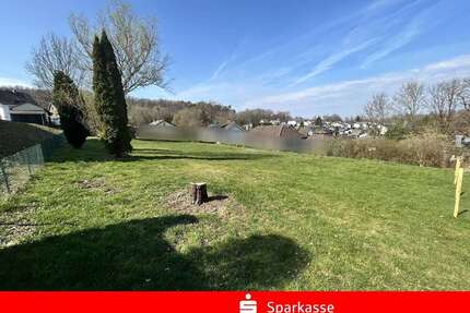 Grundstück zu verkaufen in Willroth 78.000,00 € 890 m²