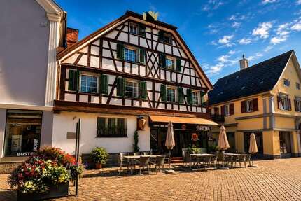 Haus zum Kaufen in Oberkirch 590.000,00 € 230 m²