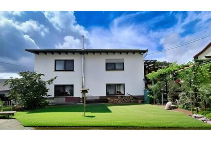 Zwei Wohnhäuser (DHH und EFH) - Ideal für Familie & Handwerker - Lich