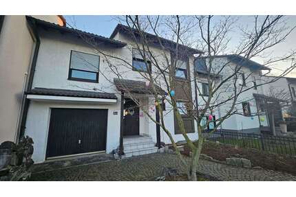 Haus zum Mieten in Wiesbaden 1.850,00 € 120 m²