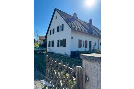 100qm Haus in Feldafing mit ca 380qm Garten und Baumbestand