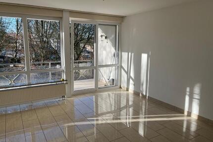 Attraktive 2,5 Zimmer-TOP- Wohnung , idyllische Südlage - Herford