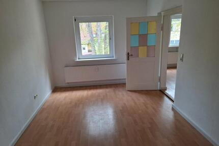 65qm ab Mai in Northeim - 550,00&nbsp;EUR Kaltmiete, ca.&nbsp; 65,00&nbsp;m&sup2; in Northeim (PLZ: 37154)