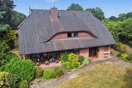 Haus zum Kaufen in Schneverdingen 449.000,00 € 154.35 m²