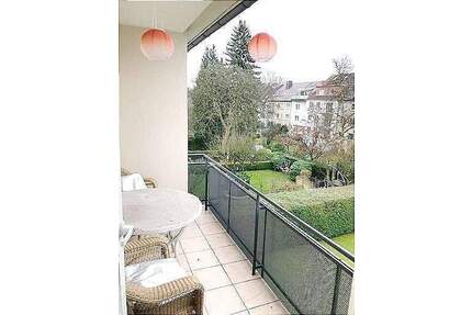 Ihre gutgeschnittene 4-Zimmer-Maisonettewohnung mit Nutzfläche im 2 OG. und 3. OG Süd-Balkon ab sofort frei - Hamburg Eilbek