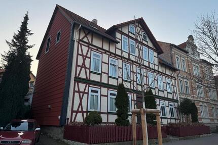 Mehrfamilienhaus mit 5 Wohneinheiten und ausgebauter Hauptwohnung - Halberstadt
