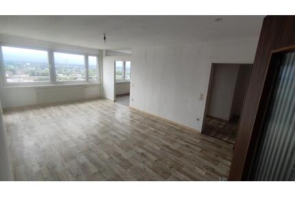 Helle, schöne 2,5-Zi-Whg, Balkon, Duisburg (13.OG)