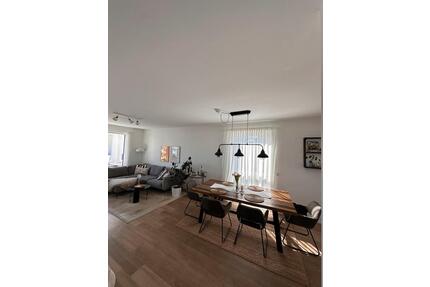 Moderne 3-Zimmer-Wohnung mit Balkon in Düsseldorf-Rath