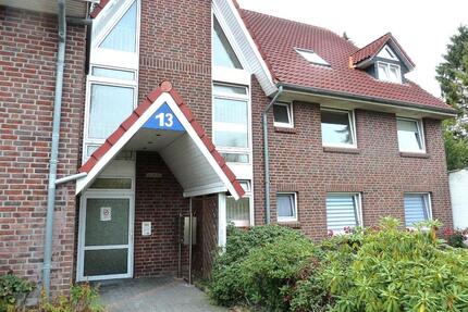 Ruhige, schöne Dach-Wohnung mit hellem Spitzboden in Varel