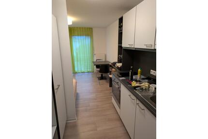 Möbeliertes 1-Zimmer Apartment zur Untermiete 01.04.-31.08.2026 - Biberach an der Riß