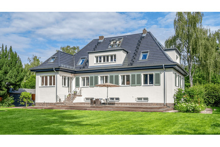 Architektenjuwel in Wassernähe: Einzigartiges Wohnen auf ca. 1.800 m2 Traumgrundstück - Berlin Heiligensee