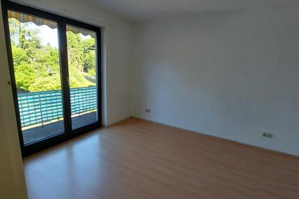 Wohnung zu vermieten - 600,00&nbsp;EUR Kaltmiete, ca.&nbsp; 75,00&nbsp;m&sup2; in Sankt Ingbert (PLZ: 66386)