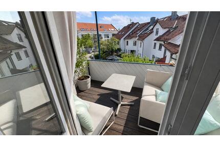 helle, modernisierte 3-Zimmer Wohnung mit Balkon in Ismaning