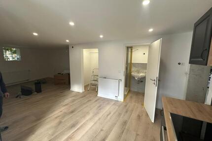 2,5 zimmer whg zu vermieten - 900,00&nbsp;EUR Kaltmiete, ca.&nbsp; 61,00&nbsp;m&sup2; in Pfullingen (PLZ: 72793)