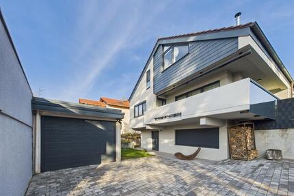 Einfamilienhaus mit Einliegerwohnung - Remseck am Neckar