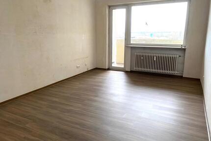 Sanierte 1 12 Zimmerwohnung mit Balkon - Offenbach am Main Buchrain