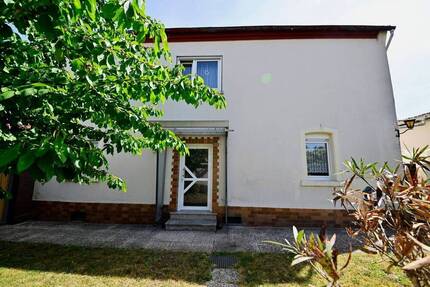 Vielseitig nutzbares Handwerkerhaus mit Anbauten. Zuwegung ist von 2 Seiten möglich! - Frankenthal (Pfalz) Mörsch