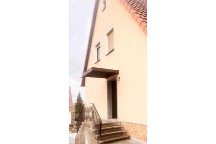 Einfamilienhaus - 280.000,00&nbsp;EUR Kaufpreis, ca.&nbsp; 130,00&nbsp;m&sup2; in Rosdorf (PLZ: 37124)