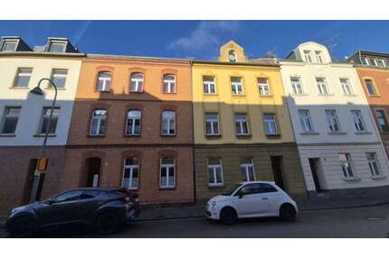 Haus zum Kaufen in Köln 385.000,00 € 334 m²