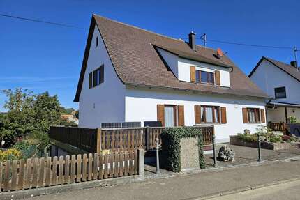 Haus zum Kaufen in Kaisheim 220.000,00 € 200 m²