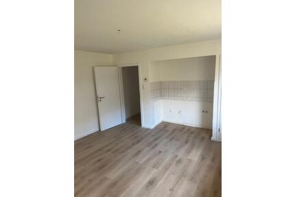 2-Zimmer-Wohnung zur Miete - 315,00&nbsp;EUR Kaltmiete, ca.&nbsp; 45,00&nbsp;m&sup2; in Lüdenscheid (PLZ: 58511) Staberg
