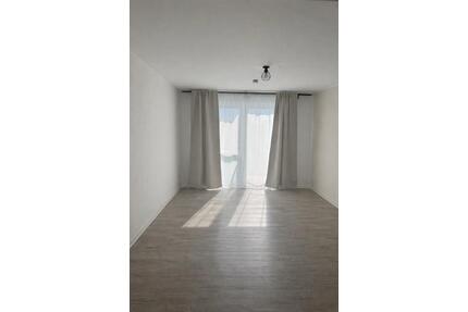 1 Zimmer Wohnung zur UNTERMIETE, 34qm in Falkensee - Berlin Spandau