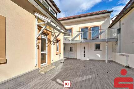 Haus zum Kaufen in Karlstadt 385.000,00 € 177 m²