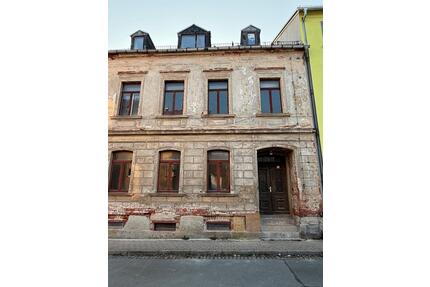 NEUES ZUHAUSE FÜR DIE HANDWERKLICH, GESCHICKTE GROSSFAMILIE - Meerane