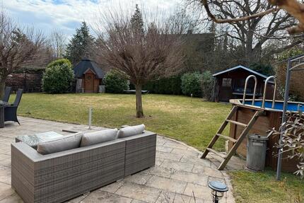 Freistehendes Einfamilienhaus in zentraler Lage in Cadolzburg