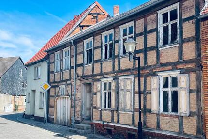 Historisches Ensemble in einzigartiger Lage an der Elbe - Seehausen (Altmark)