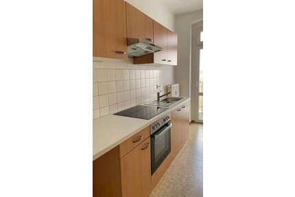 Wohnung zum Mieten in Zeitz 375,00 € 59 m²