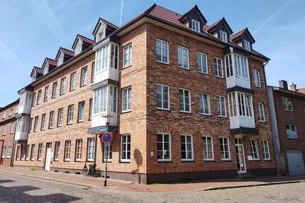 Büro in Rendsburg 2.200,00 € 257.99 m²