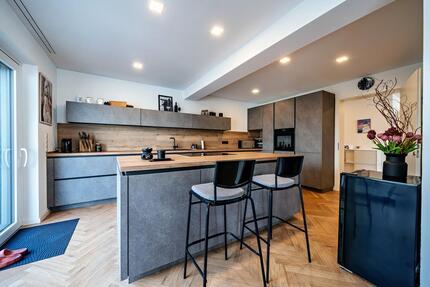 Exklusive 150 m² Wohnung mit Panoramablick & Designküche - Mosbach